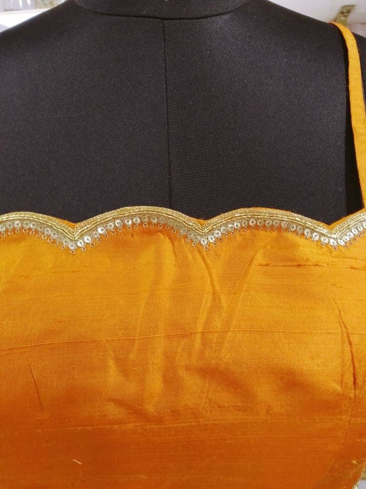 Scalloped rawsilk blouse crop top available in custom colors