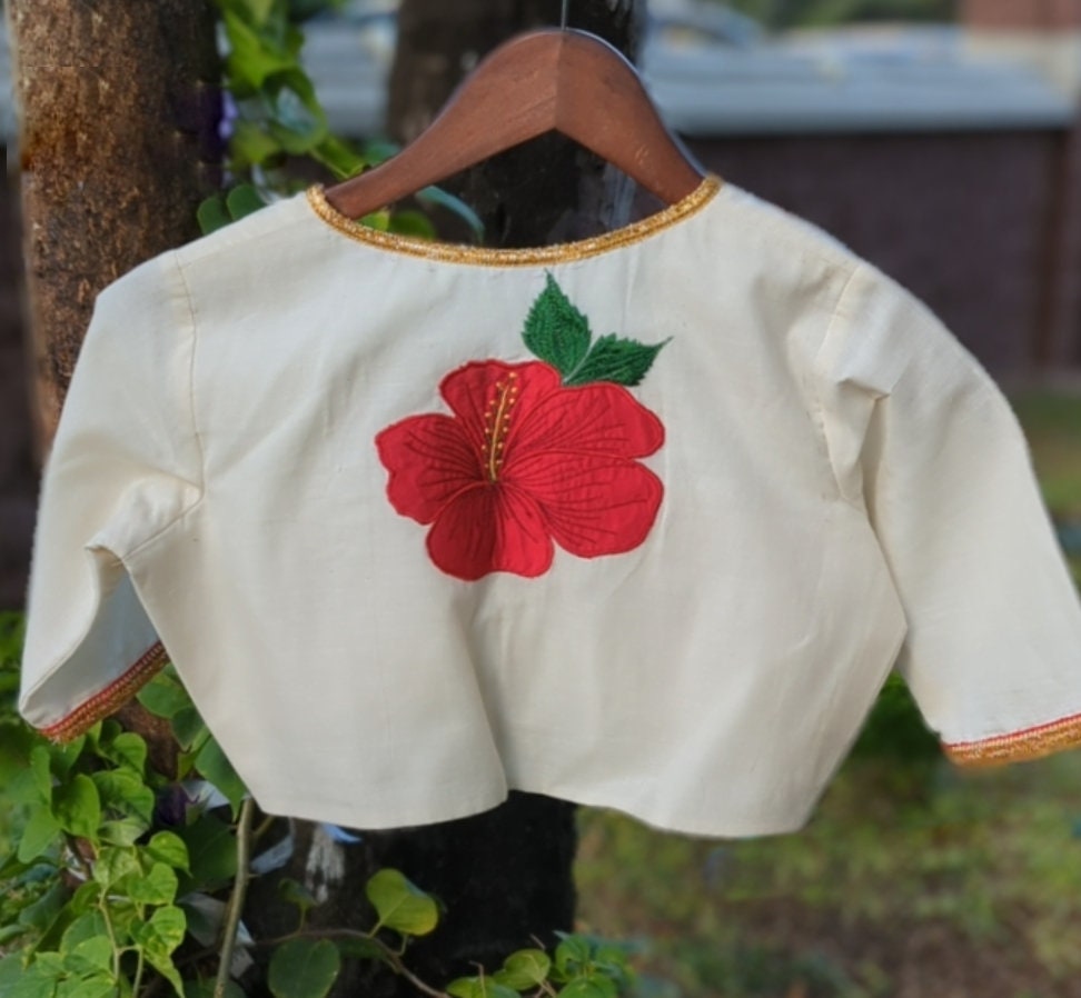 Ivory Handloom Kerala Kasavu Blouse with Red Floral Embroidery