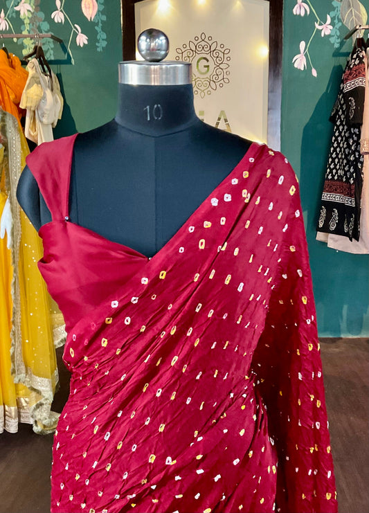 Authentic hand done bandhani on blood red gaji silk with zari border with ready made blouse